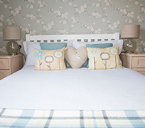 Standard double room Portree Bed and Breakfast